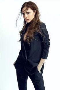 女明星托衣服,女明星托衣风采，尽显优雅魅力